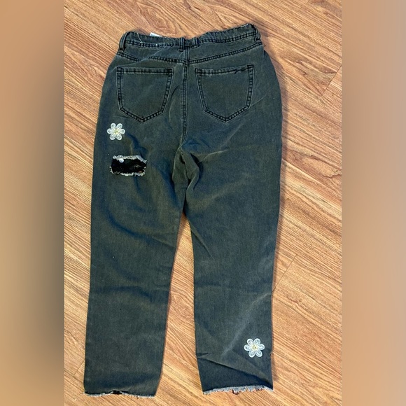 Gemma Rae Junior High Rise Jeans - Picture 4 of 6